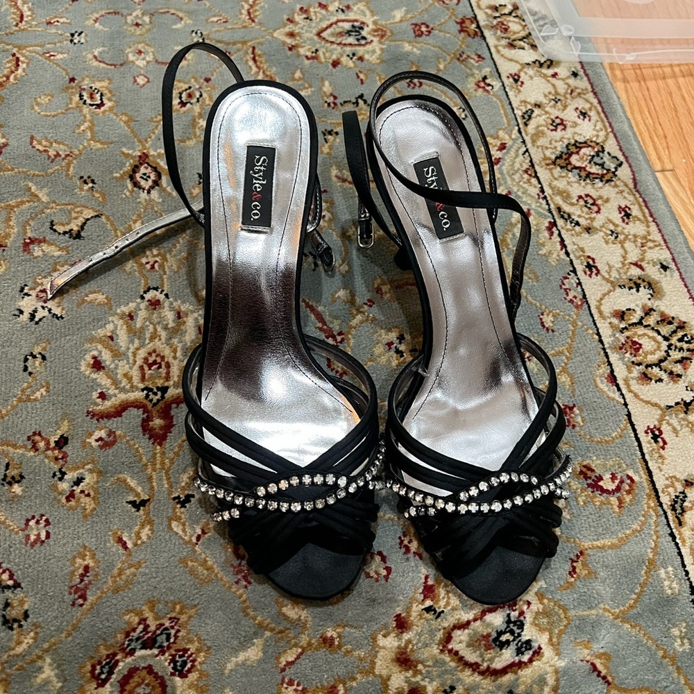 high heels (size 8)